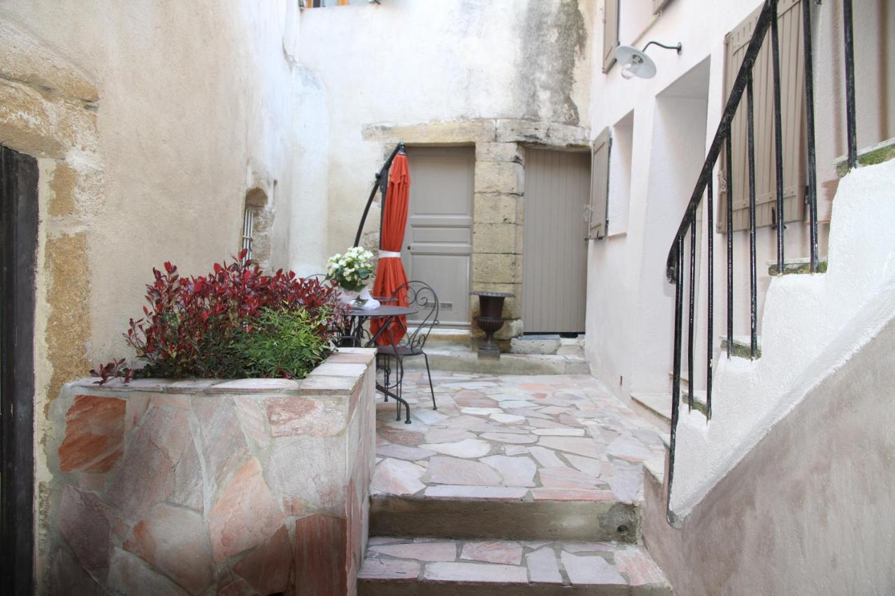 Apartamento Le Passage Lourmarin Exterior foto