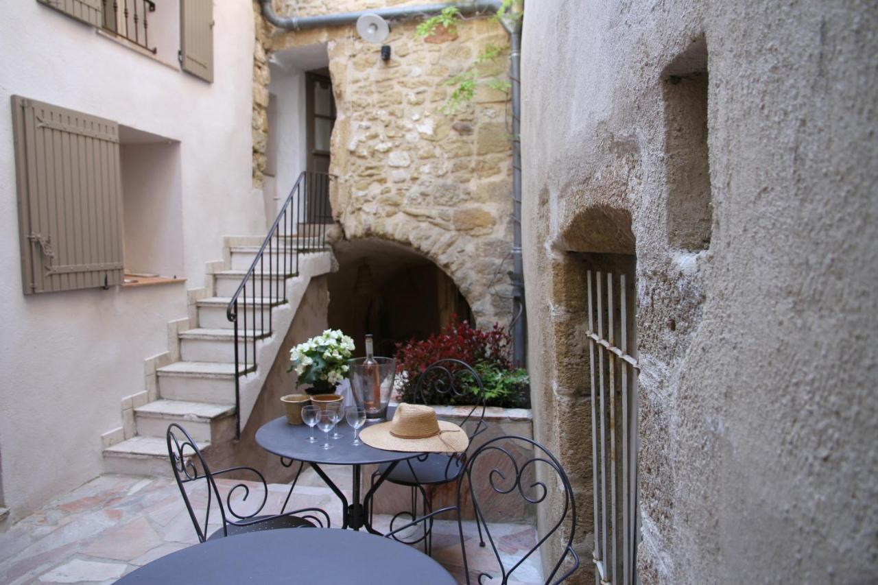 Apartamento Le Passage Lourmarin Exterior foto