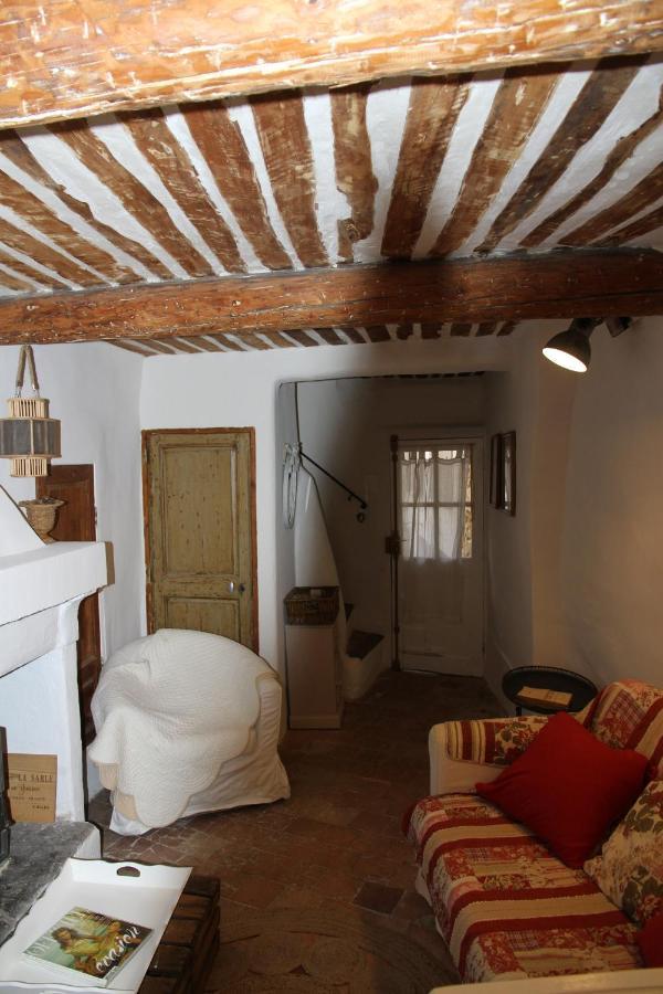 Apartamento Le Passage Lourmarin Exterior foto